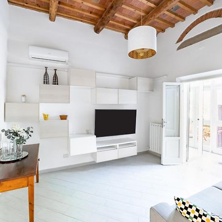 Hostly-Garden House San Lorenzo-Few Steps To Tower Pisa Exterior foto